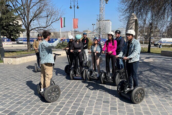 1.5 Hour Budapest Segway Tour - To The Castle Area - Statue of Queen Elizabeth: a small stop with context