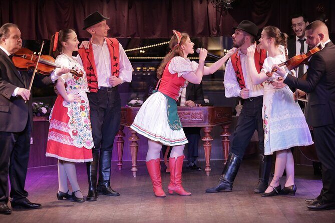 4 Course Dinner Cruise with Operetta, Folk Show and Welcome Drink - Buda Castle District by Night: The Hilltop View That Steals Attention