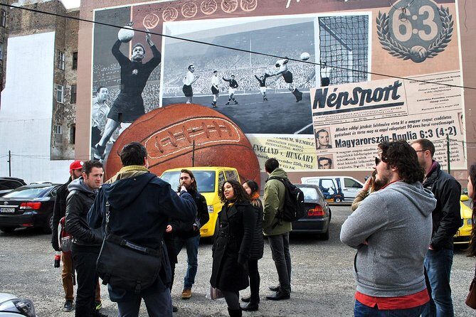 Alternative Budapest Walking Tour - Meeting at Deák Ferenc tér: start smart, start easy