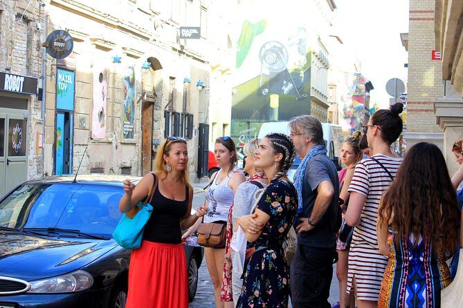 Alternative Budapest Walking Tour - Guides you might meet: the names that show up again and again