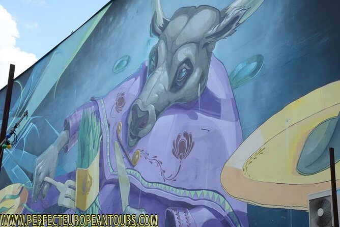 Alternative Street Art Free Walking Tour of Budapest - What the Guide Teaches: Art + History + Street-Level Reality
