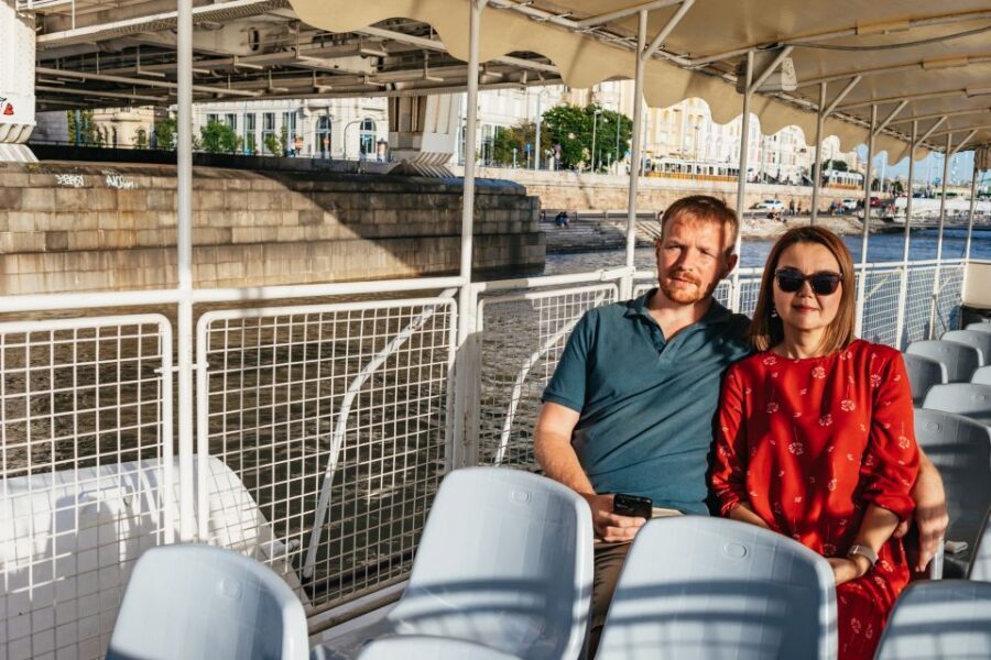 Best of Budapest Cruise - Bridge parade: Chain Bridge, Elizabeth Bridge, and Liberty Bridge photo moments