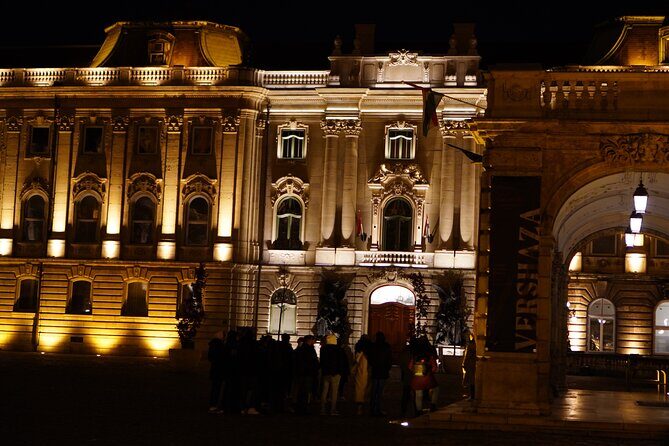 BloodThirsty Hungary - Castle District - Starting at Szentháromság tér and Finding Your Way Back