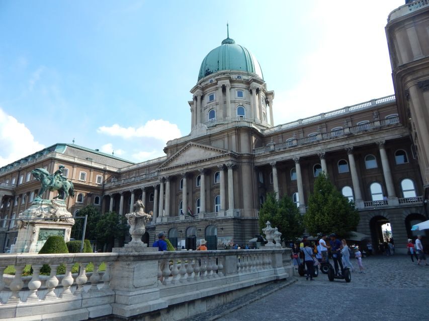 Buda Castle: Private Walking Tour - Funicular ride and Royal Palace area: saving steps while seeing the restored story