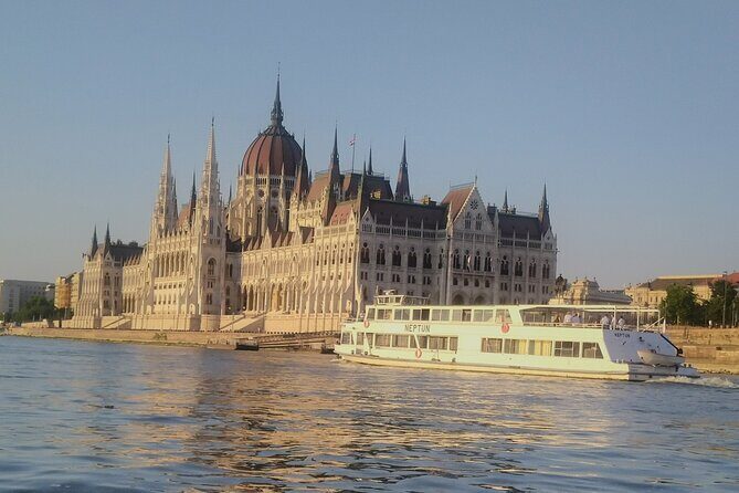 Budapest: 1-Hour Highlights Cruise with Welcome Drink - Who This Danube Highlights Cruise Is Best For