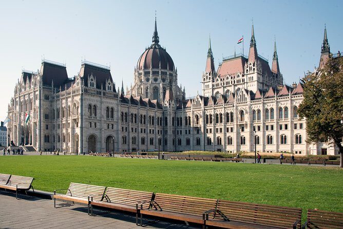 Budapest 3-Hour City Tour - Heroes’ Square: History in a Single Stop