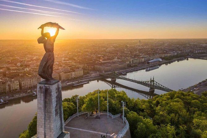 Budapest: 3-Hour Live-guided Bus Tour and 1-hour River Cruise - Why This Bus + Danube Cruise Combo Works in Real Life