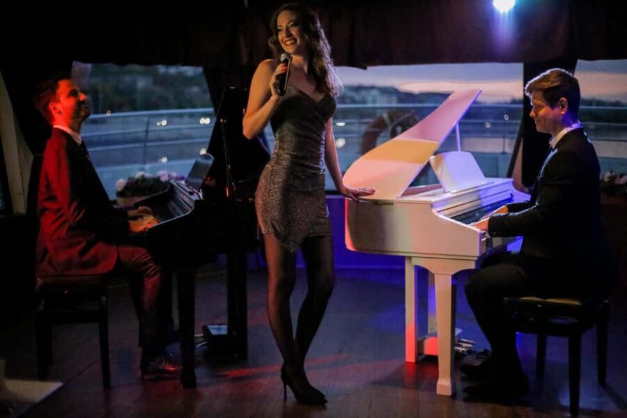 Budapest: 4-Course Dinner Cruise with Bar Piano - Price and Value: What You Get for $107