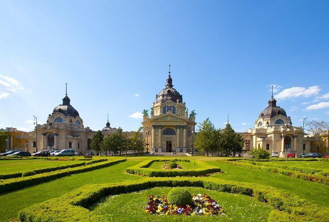 Budapest All in One Small Group Walking Tour with Strudel Stop - Key highlights worth your attention