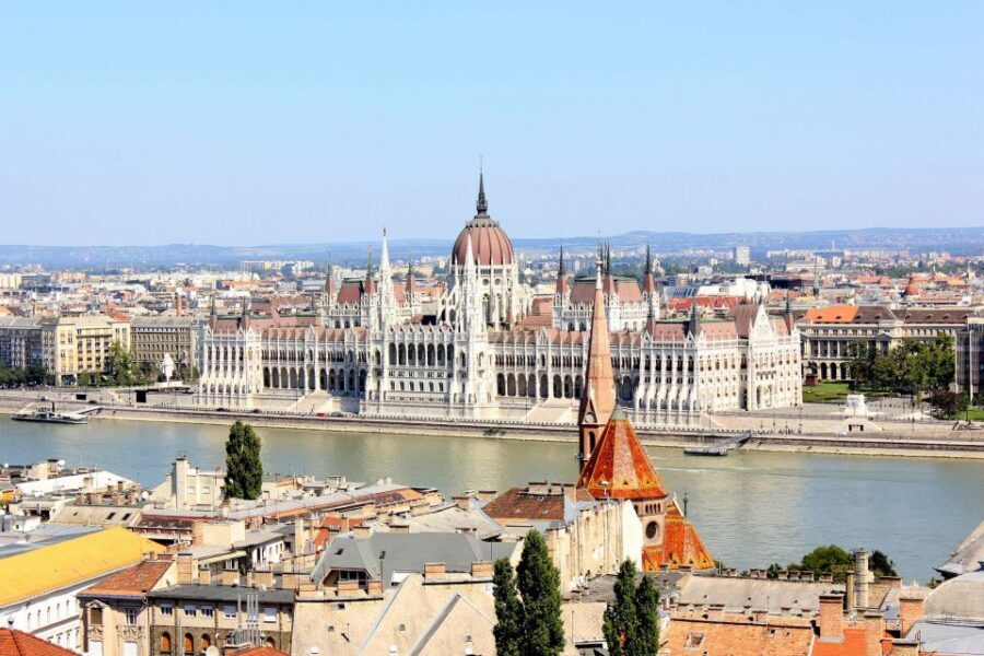 Budapest: All in One Walking Tour with Strudel House Stop - Matthias Church and Fisherman’s Bastion: the panorama payoff