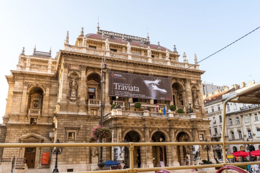 Budapest: Big Bus Hop-On Hop-Off Tour by Open-top Bus - Audio commentary and bus comfort: 16 languages, but your experience can vary
