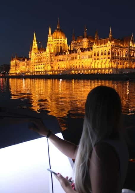 Budapest Boat Cruise with Personal Live Tour Guiding(+Drink) - Key things I’d plan around