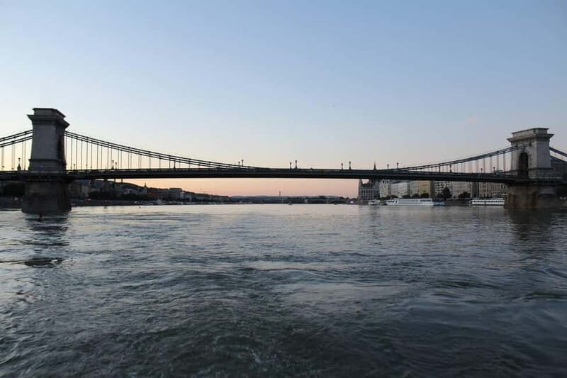 Budapest Boat Cruise with Personal Live Tour Guiding(+Drink) - A couple of “watch-outs” so your expectations match reality