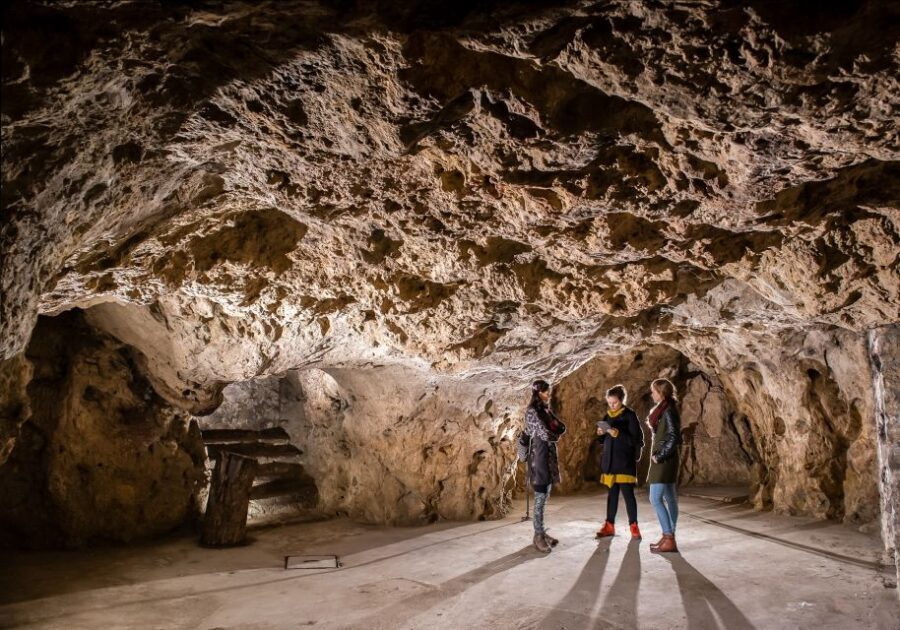 Budapest: Buda Castle Cave Tour - What You See Underground: Limestone, 800-Year-Old Cellars, and Cave Windows Into Daily Life