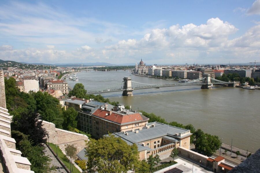 Budapest: Buda Castle Private Walking Tour - Adding Watertown for extra narrow-street character
