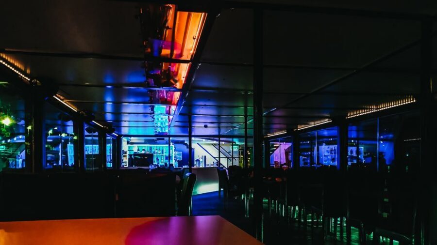 Budapest: City Highlights Sightseeing Cruise - Open vs Closed Deck: How to Choose Comfort and Clarity