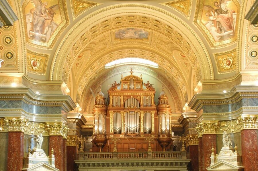 Budapest: Classical Music Concerts in St Stephen's Basilica - The “seating classes” reality: what you actually get