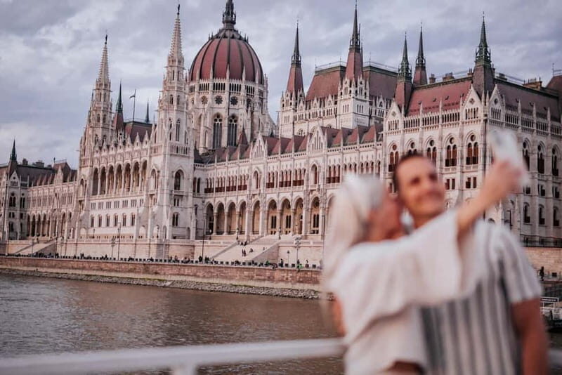 Budapest: Cruise Unlimited Aperol and Prosecco - Open roof or AC cabin: where you’ll spend your 75 minutes
