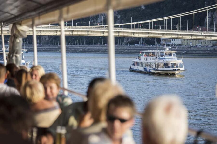 Budapest: Daytime Hop-on Hop-off Cruise with Welcome Drink - The river route: Parliament, Chain Bridge, and Castle Hill from the water