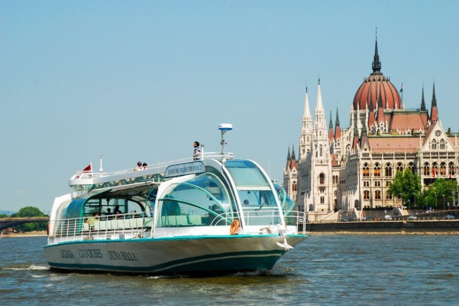Budapest: Daytime Sightseeing Boat Cruise - Margaret Island: the optional stop and what happens when it’s not running
