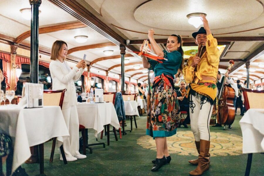 Budapest: Dinner Cruise with Live Music and Folk Dance Show - Service, drinks, and value: what $93 buys you on the water