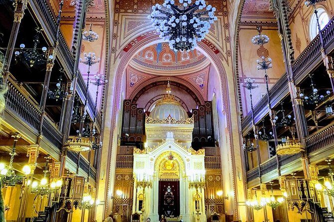 Budapest Dohany, Heroes', Rumbach synagogues & Jewish Ghetto Tour - Entering the Great Synagogue: Neolog Hungary and the Franz Liszt organ