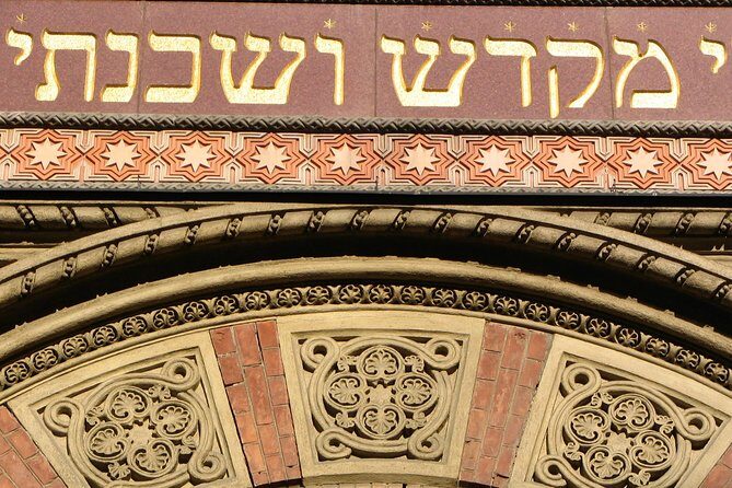 Budapest Dohany Synagogue & Hungarian Jewish Museum & free extras - What the guides do best, especially in the short time