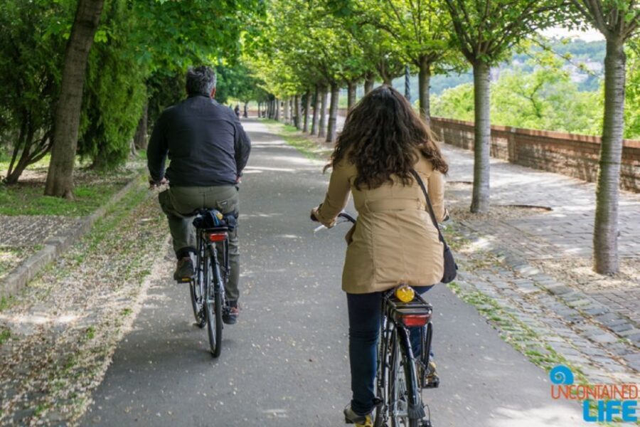 Budapest: E-Bike Guided Tour and Castle Hill - Meet at Stasher, then roll on an e-bike that actually helps