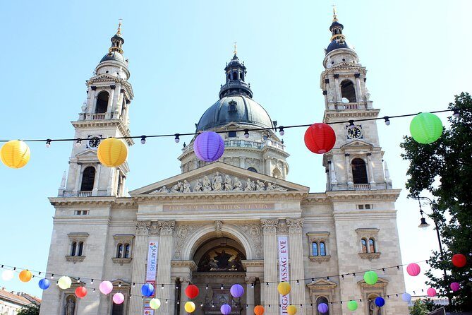 Budapest E-bike Tour - Traffic, safety, and what the guide does beyond talking