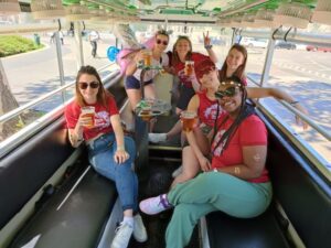 Budapest: eBeerBus Sightseeing Tour - Where you meet at Heroes Square and how the ride is set up