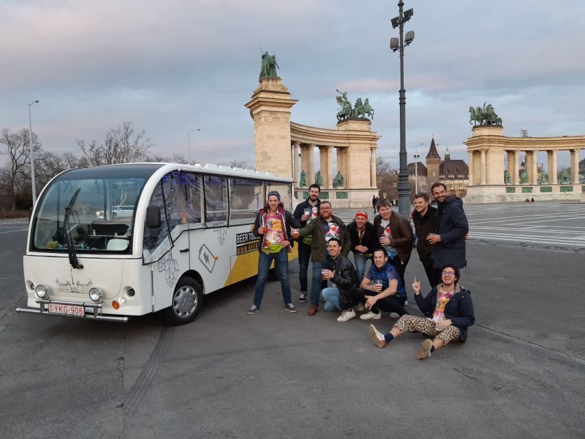 Budapest: eBeerBus Sightseeing Tour - Unlimited beer, your own music, and the rules that keep it fun