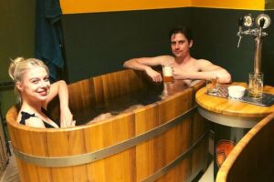 Budapest Exclusive Thermal Spa LUKACS LUXURIOUS PRIVATE BEER BATH - The 45-minute flow: how the soak and beer work