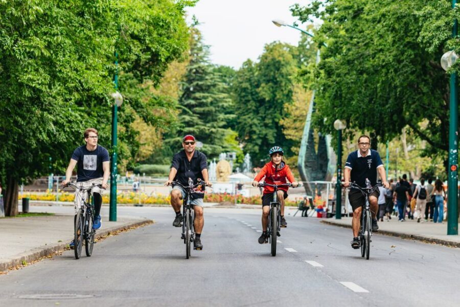 Budapest: Grand Sightseeing Bike Tour - Why this bike tour is a great first-round in Budapest
