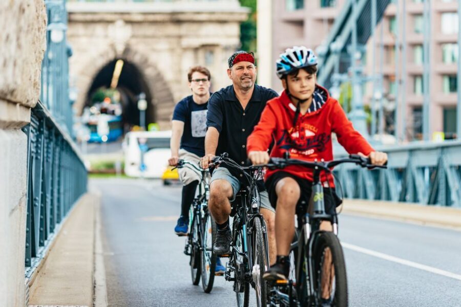 Budapest: Grand Sightseeing Bike Tour - Climbing Castle District: the view that makes the hill worth it
