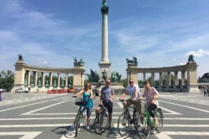 Budapest Highlights Bike Tour - Bikes, helmets, pace, and what the ride feels like