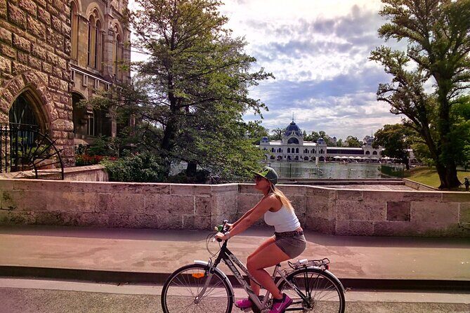 Budapest Highlights Bike Tour with a local guide - Andrássy Avenue to Heroes’ Square: the grand boulevard and the founding story