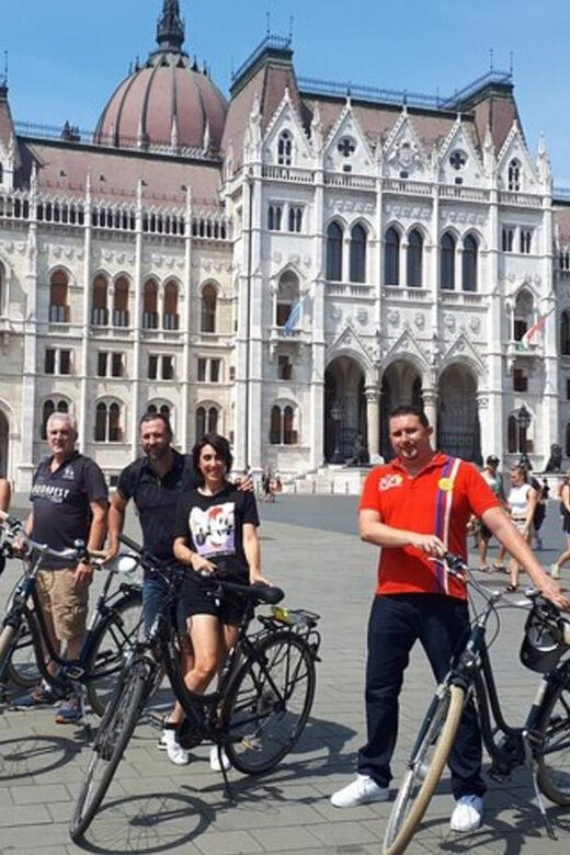 Budapest : Highlights & Hidden Gems Walking Tour - Key highlights worth your attention