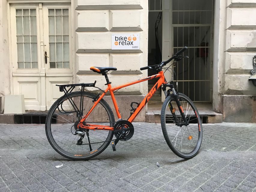 Budapest: Historic Downtown Bicycle Ride with Scenic Views - Chain Bridge crossing: the Buda-side shift you’ll remember