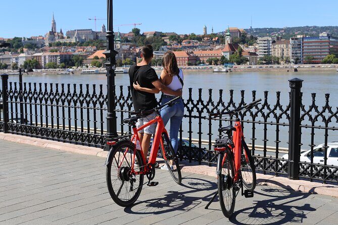 Budapest: Historic Downtown ride on E-Bicycles Buda & Pest - Danube riverfront moments: Shoes on the Danube and Chain Bridge