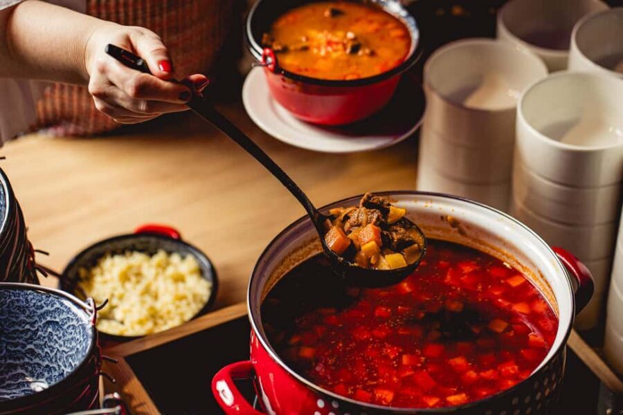 Budapest: Hungarian Dinner & Show with Unlimited Drinks - A 1.5–2.5 hour night that’s easy to fit into Budapest