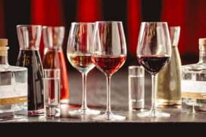 Budapest: Hungarian Dinner & Show with Unlimited Drinks - Paprika Revue House: what “buffet dinner” means in practice