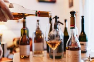 Budapest: Hungarian Wine Tasting with 8 Wines and Tapas - The “8 wines” idea, the “7 tastings” reality, and why it still works