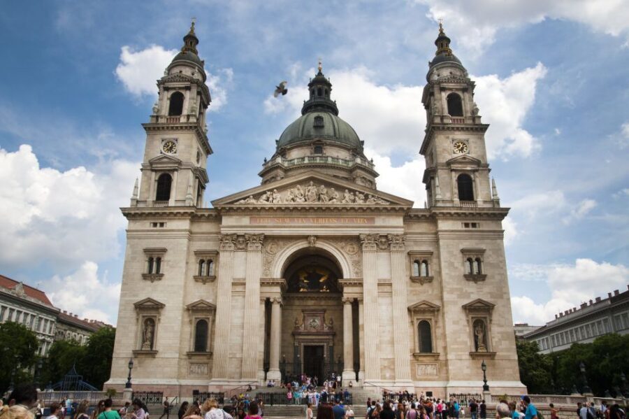 Budapest: Inner City Walking Tour in German - Why This Pest Walking Tour Works in Only 2 Hours