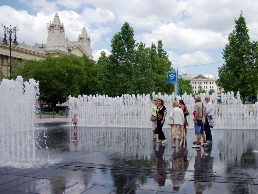 Budapest: Inner City Walking Tour in German - Elizabeth Park and Budapest Eye: Orientation With a Big View