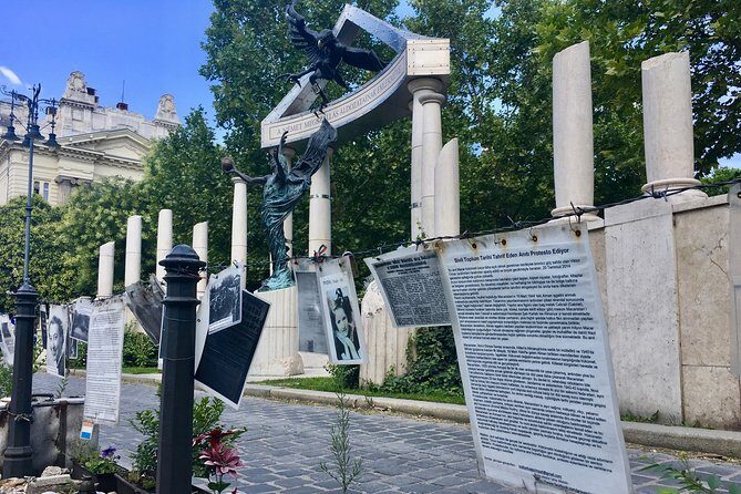 Budapest Jewish Heritage: Synagogues, Shoes, Secrets & Flódni - Jewish Quarter and the ghetto wall: what’s left and what you can imagine