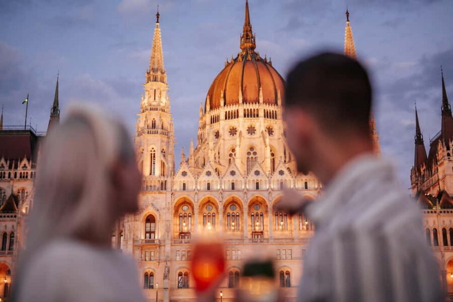 Budapest: Lotus Cruise with Unlimited Aperol and Prosecco - The Danube route: what you’ll see in 75 minutes