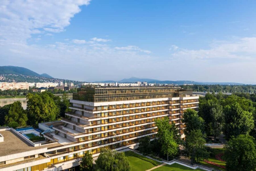 Budapest: Margaret Island, Salt Cave treatment 45 minutes - The spa feel: small group calm, quiet rules, and useful practical tips