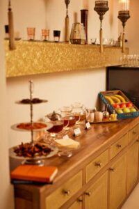 Budapest: Massage 60 min + Bath entry Mandala Day Spa - Candle-Light Teahouse Breaks That Make the Spa Feel Like a Ritual