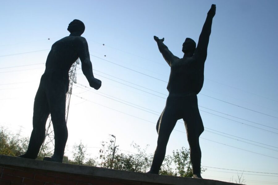 Budapest: Memento Park Ticket - Lenin, Soviet soldiers, and the irony of photo ops
