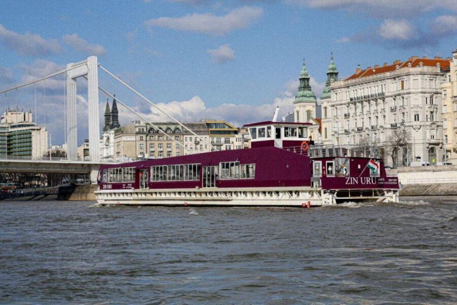 Budapest: Nighttime or Daytime Sightseeing Cruise - Who this cruise fits best (and who may want another plan)